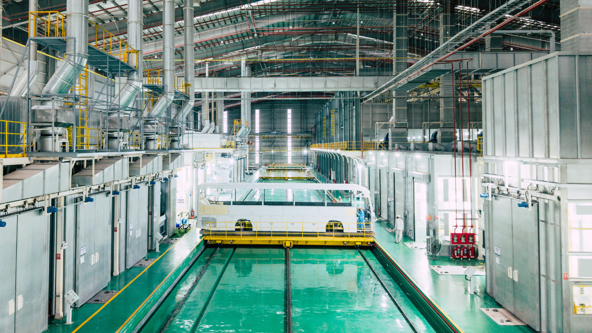 KIM LONG MOTOR VẬN HÀNH NHÀ MÁY SƠN HIỆN ĐẠI HÀNG ĐẦU KHU VỰC